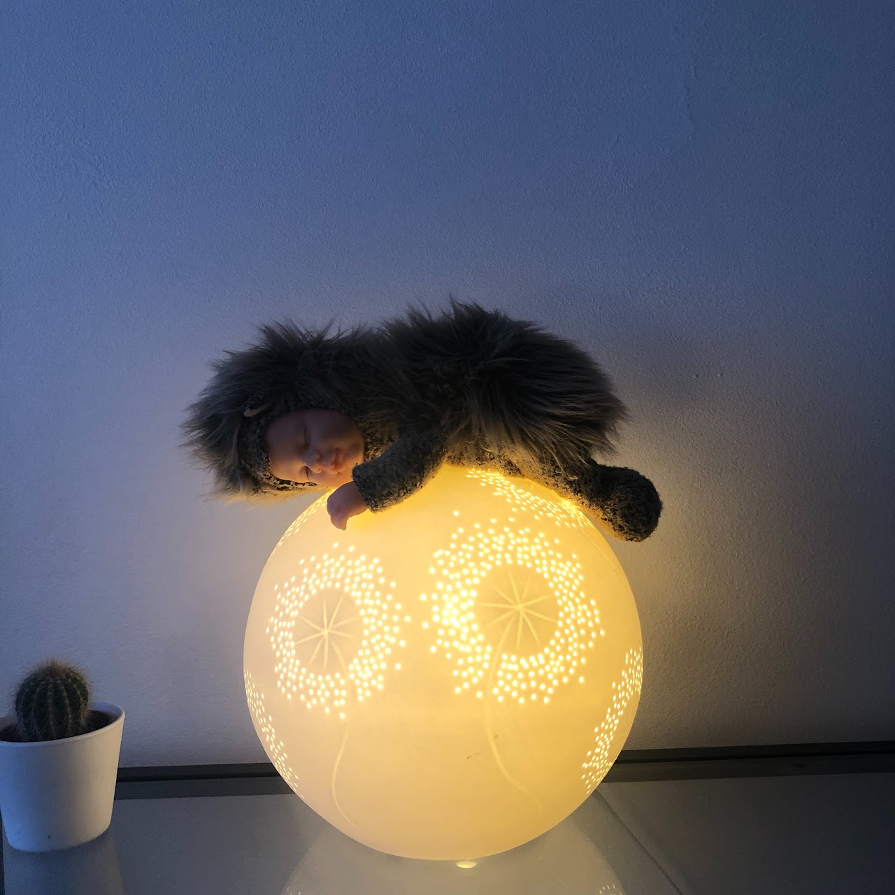 Lampe en forme de lune